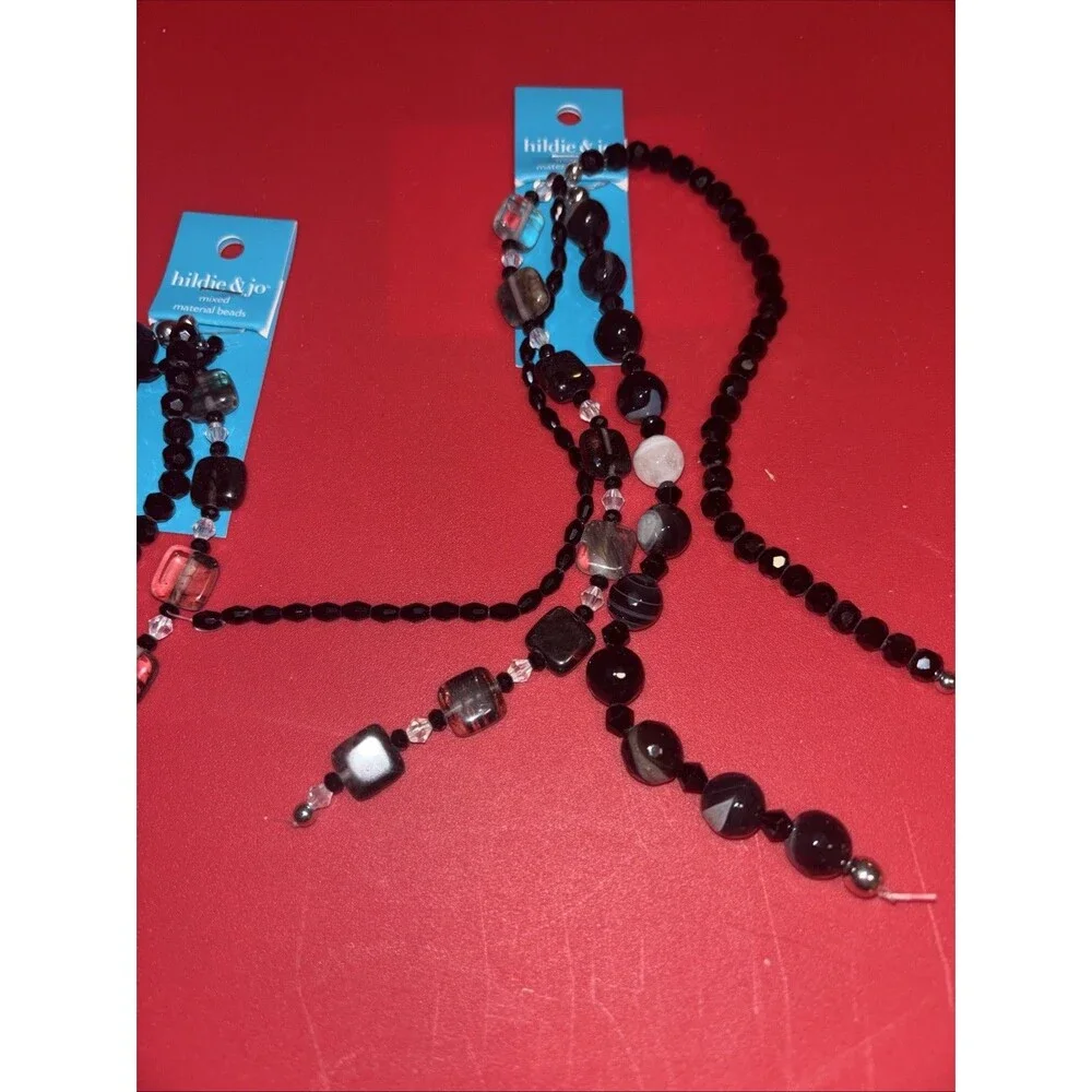 LOT Hildie & Jo , Fashion Jewelry ++ Beads Assortment NEW with Tag Mixed Materia